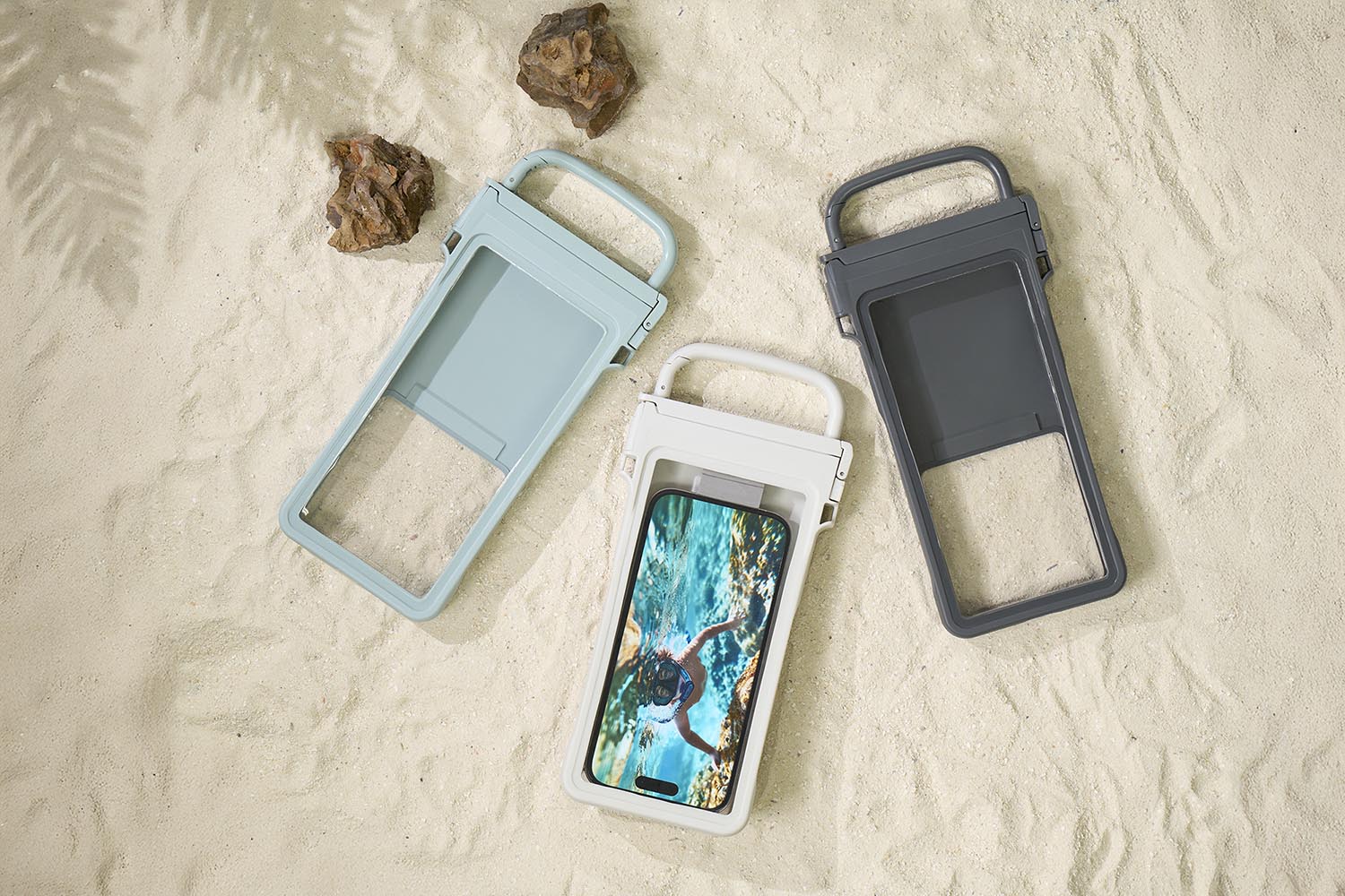9YYA66RH 01 allcolor beach1